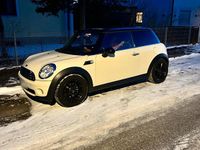 Gebraucht Mini Cooper 120 PS (88 kW) 2010 Weiß Kleinwagen