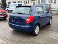 Gebraucht Skoda Fabia Cool Edition 60 PS (44 kW) 2014 Blau Limousine