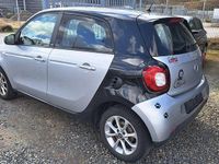 Gebraucht Smart ForFour 71 PS (52 kW) 2016 Schwarz Kleinwagen