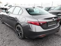 Gebraucht Alfa Romeo Giulia Sprint 160 PS (117 kW) 2020 Girgio vesuvio metallic Limousine
