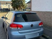 Gebraucht VW Golf VI Team 80 PS (58 kW) 2010 Blau Kleinwagen