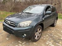 gebraucht Toyota RAV4 2,2 D-CAT 4x4 Executive NAVI-LEDER,KEY-GO