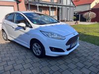Gebraucht Ford Fiesta Titanium 101 PS (74 kW) 2014 Weiß Kleinwagen