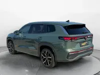 Gebraucht VW Tayron Elegance 194 PS (142 kW) 2026 Cipressinogrün metallic SUV