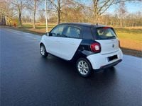 Gebraucht Smart ForFour Passion 90 PS (66 kW) 2015 Weiß Kleinwagen