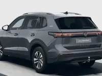 Neu VW Tiguan 150 PS (110 kW) 2026 Delfingrau metallic SUV