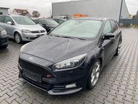 Gebraucht Ford Focus ST 185 PS (136 kW) 2015 Schwarz Limousine