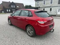Gebraucht Citroën C4 Tendance 120 PS (88 kW) 2013 Rot Limousine