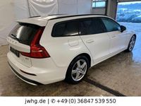 Gebraucht Volvo V60 Plus 197 PS (144 kW) 2022 Weiß Kombi
