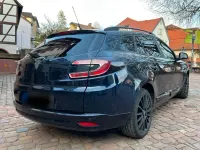 Gebraucht Renault Mégane GrandTour 131 PS (96 kW) 2010 Blau Kombi