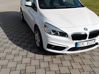 Gebraucht BMW 218 Active Tourer Advantage 150 PS (110 kW) 2017 Weiß Van / Kleinbus