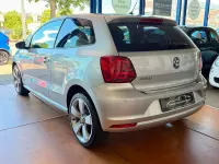 Gebraucht VW Polo Comfortline 60 PS (44 kW) 2016 Silber Limousine