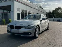 Gebraucht BMW 318 150 PS (110 kW) 2016 Silber Kombi