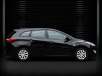 Gebraucht Hyundai i30 Classic 101 PS (74 kW) 2017 Schwarz Kombi