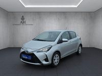 Gebraucht Toyota Yaris Hybrid Business Edition 75 PS (55 kW) 2019 Silber Kleinwagen