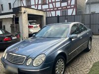 Gebraucht Mercedes E200 Elegance 163 PS (119 kW) 2004 Blau Limousine