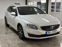 Gebraucht Volvo V60 120 PS (88 kW) 2017 Weiß Kombi