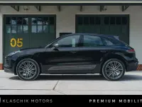 Gebraucht Porsche Macan 265 PS (194 kW) 2023 Schwarz SUV