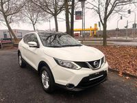 Gebraucht Nissan Qashqai Tekna 131 PS (96 kW) 2016 Weiß SUV