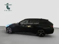 Gebraucht BMW 320 Sport Line 190 PS (139 kW) 2025 Saphirschwarz (metallic) Kombi