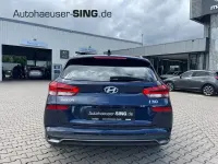 Neu Hyundai i30 140 PS (102 kW) 2025 Blau Kombi