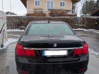 Gebraucht BMW 750 449 PS (330 kW) 2010 Schwarz Limousine