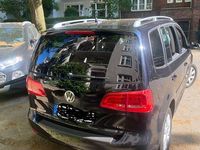 Gebraucht VW Touran Style 105 PS (77 kW) 2011 Schwarz Van / Kleinbus