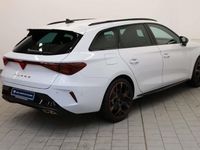 Neu Cupra Leon VZ 272 PS (200 kW) 2025 Glacial white metallic Kombi