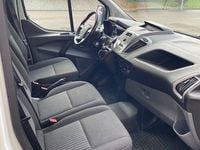 Gebraucht Ford Transit Custom 131 PS (96 kW) 2017 Weiß Van / Kleinbus