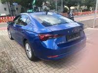 Gebraucht Skoda Octavia Style 150 PS (110 kW) 2022 Modra race/race blue Limousine