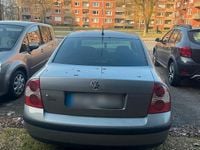 Gebraucht VW Passat 116 PS (85 kW) 2003 Limousine
