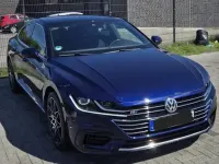 Gebraucht VW Arteon Edition 150 PS (110 kW) 2018 Blau Kleinwagen