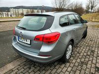 Gebraucht Opel Astra 110 PS (80 kW) 2014 Grau Kombi