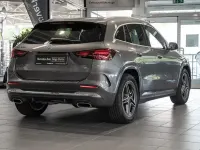 Gebraucht Mercedes GLA200 AMG 163 PS (119 kW) 2026 Grau SUV