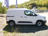 Gebraucht Opel Combo Edition 102 PS (75 kW) 2024 Weiß Van / Kleinbus