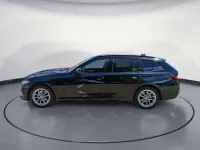 Gebraucht BMW 318 Sport Line 150 PS (110 kW) 2023 Schwarz Kombi