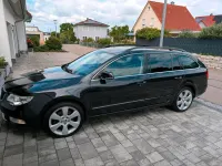 Gebraucht Skoda Superb 140 PS (102 kW) 2013 Schwarz Kombi