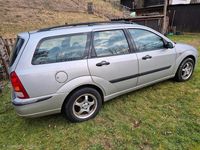 Gebraucht Ford Focus 100 PS (73 kW) 2004 Grau Kombi