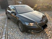 Gebraucht Skoda Superb 190 PS (139 kW) 2015 Schwarz Limousine