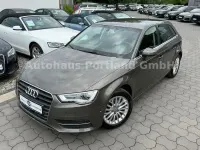 Gebraucht Audi A3 Ambiente 125 PS (91 kW) 2015 Grau Limousine