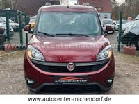 Gebraucht Fiat Doblò 95 PS (69 kW) 2018 Rot Van / Kleinbus