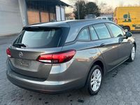 Gebraucht Opel Astra 122 PS (89 kW) 2020 Grau Kombi