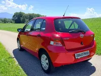 Gebraucht Toyota Yaris Basis 69 PS (50 kW) 2009 Rot Kleinwagen