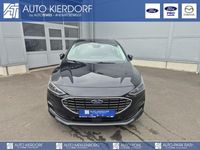 Neu Ford Focus Titanium 155 PS (114 kW) 2026 Schwarz Limousine