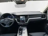 Gebraucht Volvo V60 145 PS (106 kW) 2025 Kombi