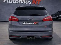 Gebraucht Ford Focus ST 185 PS (136 kW) 2016 Slategrau Kombi