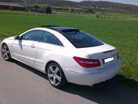 Gebraucht Mercedes E220 Avantgarde 170 PS (125 kW) 2012 Weiß Coupé