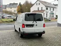 Używany VW Transporter 102 KM (75 kW) 2019 Biały Van