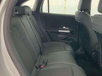 Gebraucht Mercedes GLA200 Progressive 163 PS (119 kW) 2020 Grau SUV