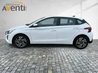 Gebraucht Hyundai i20 Trend 101 PS (74 kW) 2025 Weiß Limousine